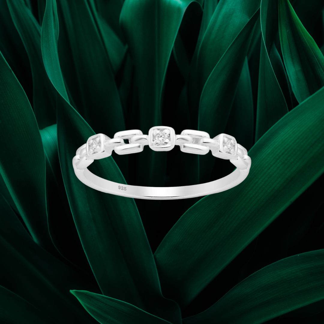 Ladies 925 silver links ring with CZ simulated diamonds, available in size 5 to 9