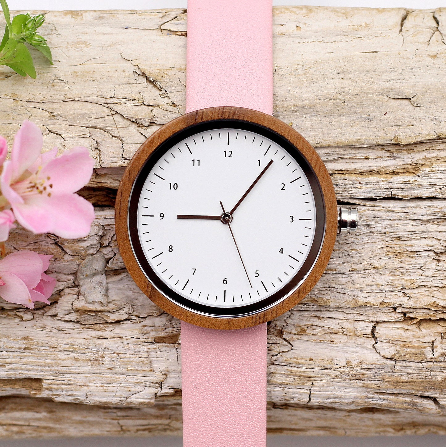 CUTIE PINK KANSO Round Wooden Watch Walnut