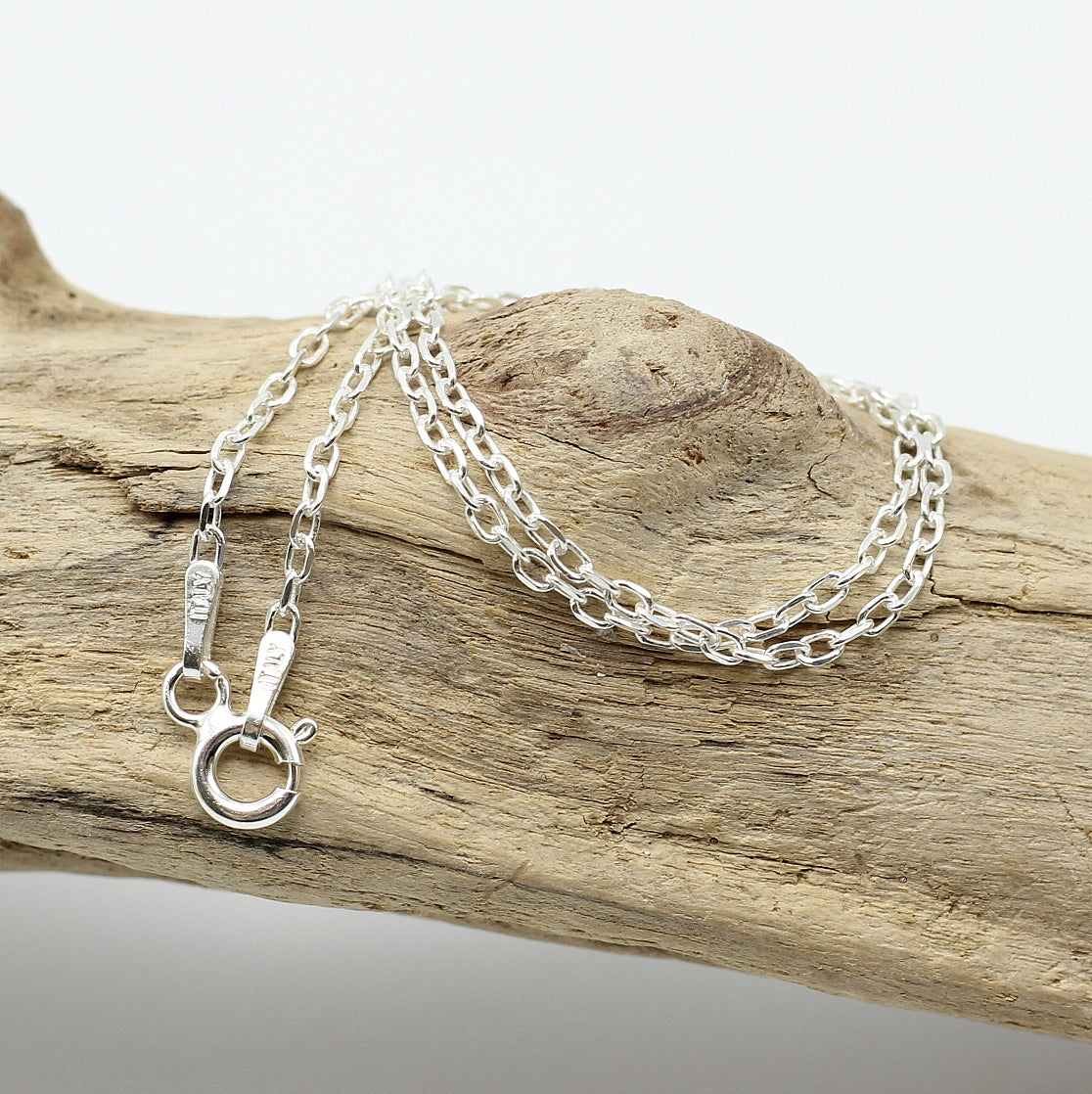 925 sterling silver chain, 1,5mm. Available in 40cm, 42,5 and 45 cm lengths. Yours Truly by Hashtag Bamboo Silver Collection, Made in Italy.