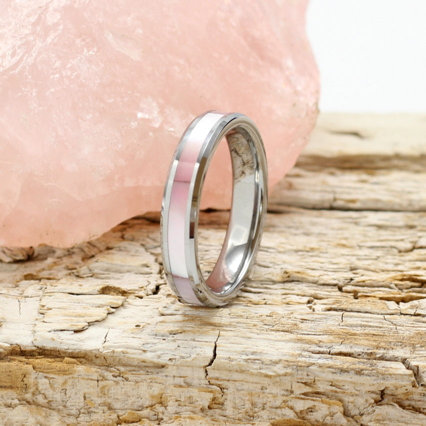 Ladies Silver tungsten ring with mother of pearl inlay, 4mm band, engrave a special message on the inside for R80.