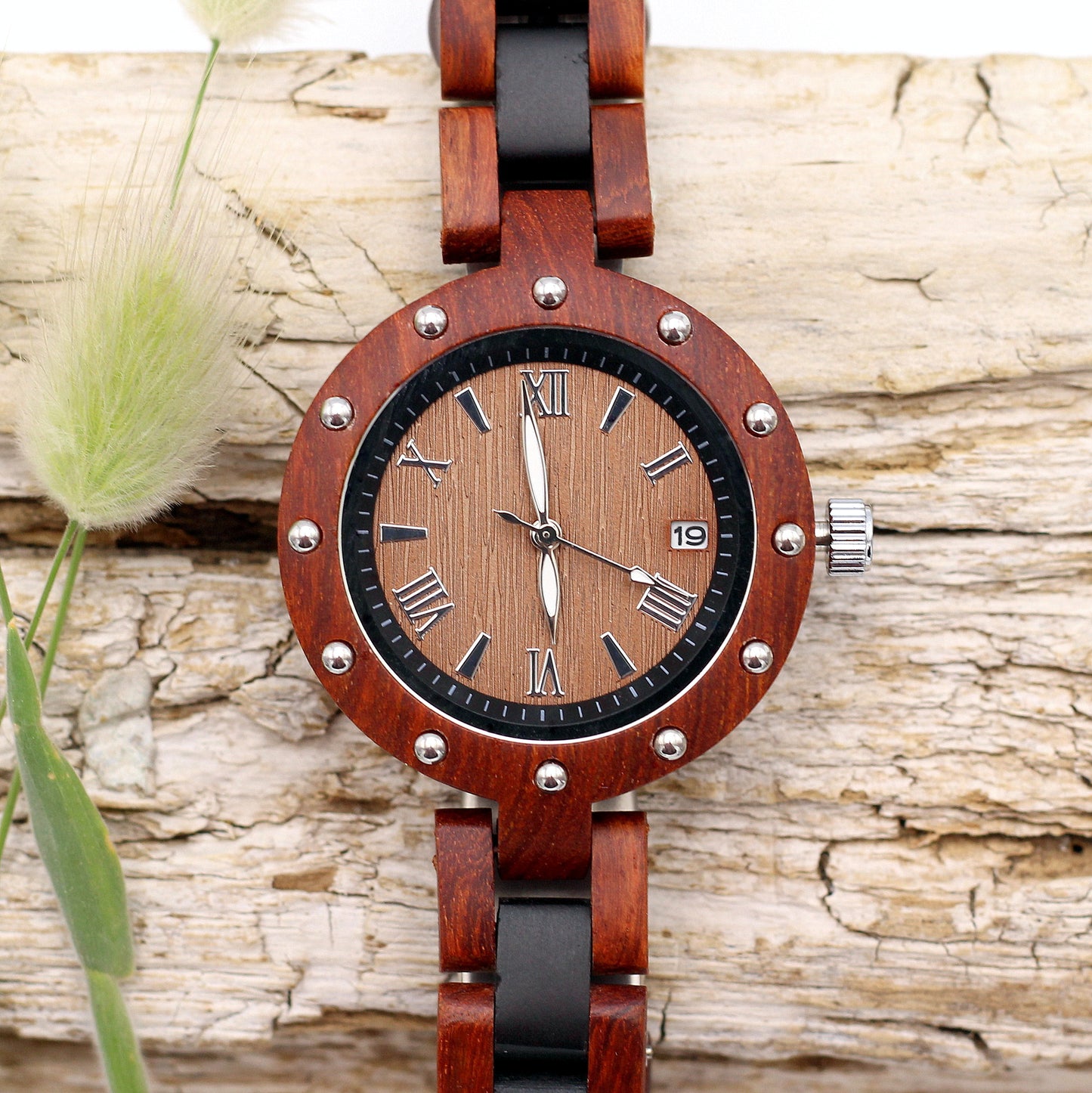 MISSDATE VERNE RED Ladies Solid Wooden Watch with DATE function - Hashtag Bamboo