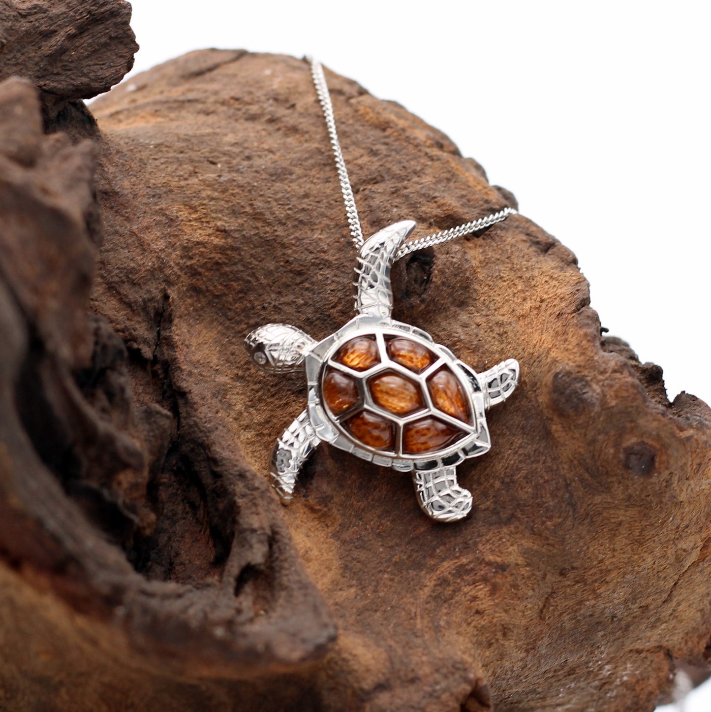 925 Sterling Silver Pendant Turtle with Wood Inlay