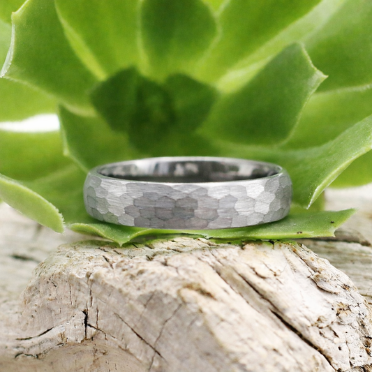 Men's Silver Hammer Tungsten Ring 6mm Band - Hashtag Bamboo