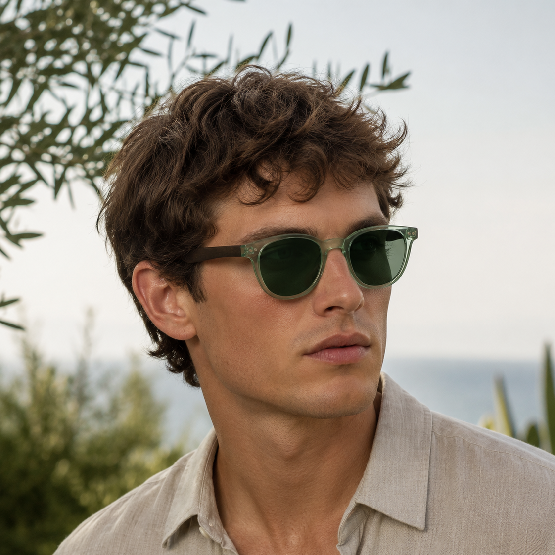 MARISOL OLIVE GREEN| Round Polarised Sunglasses | Natural Wood Arms