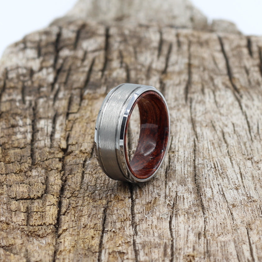 Men's wedding band brushed silver tungsten ring with lines and rosewood inlay. Hashtag Bamboo orbit.