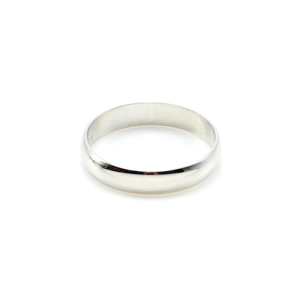 Ladies 3mm 925 Silver Ring, round band, engrave a name or date. Delivery only R59 anywhere in SA.
